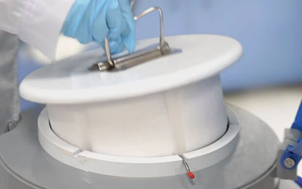 液氮罐里的樣品怎么?。? loading=